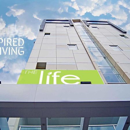 The Life Hotels City Center Surabaya Exteriör bild