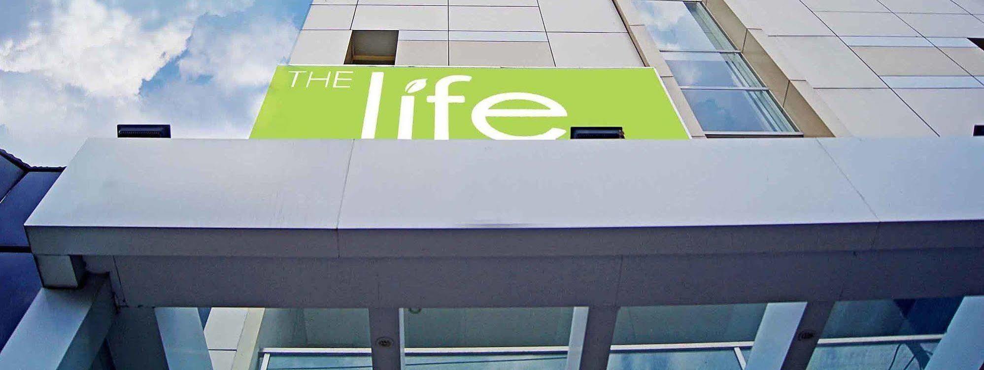 The Life Hotels City Center Surabaya Exteriör bild